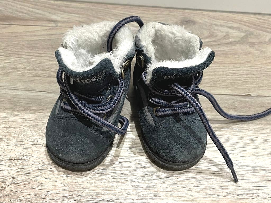 Baby Schuhe Winterschuhe Gr. 19