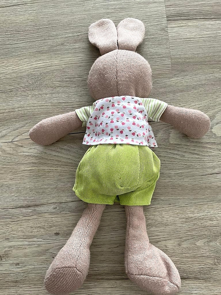 Kuscheltier Hase Spielzeug