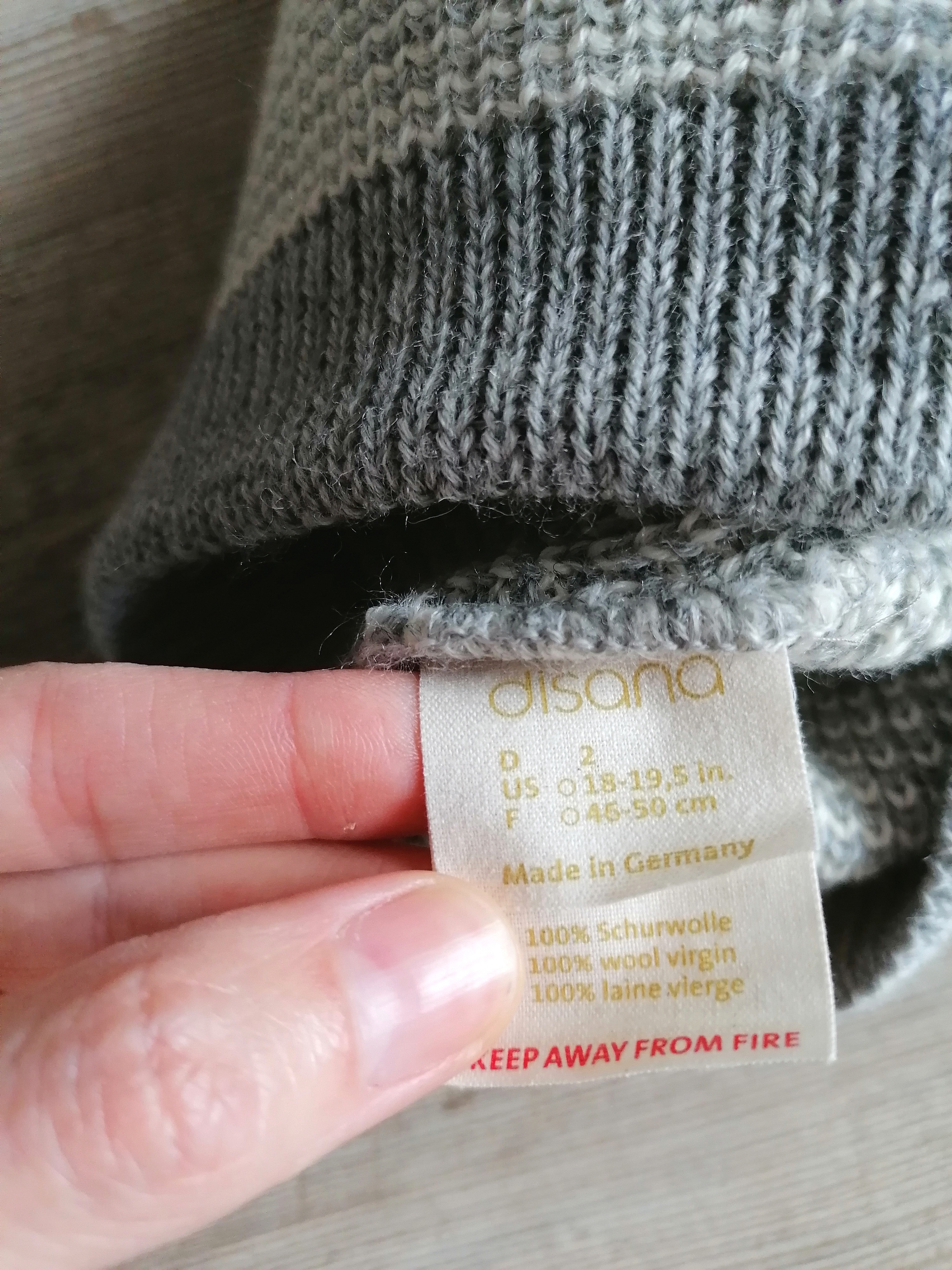 Disana Mütze Beanie aus Schurwolle Gr. 46-50 Gr. 74-80