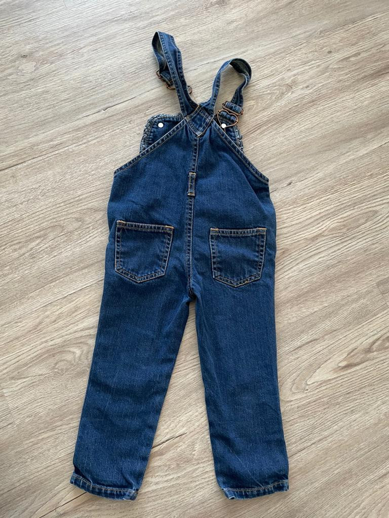 Latzhose Jeans Hose mit Träger Gr. 92