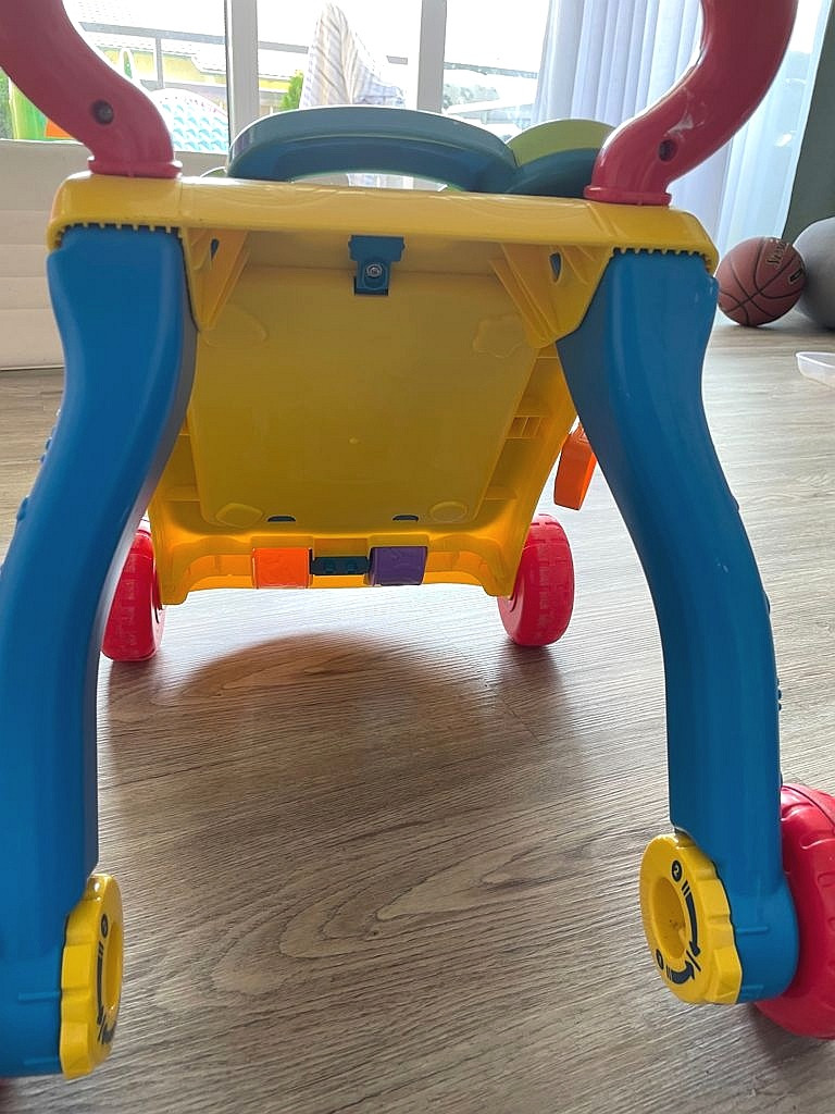 Lauflernwagen Spielzeug mit Musik