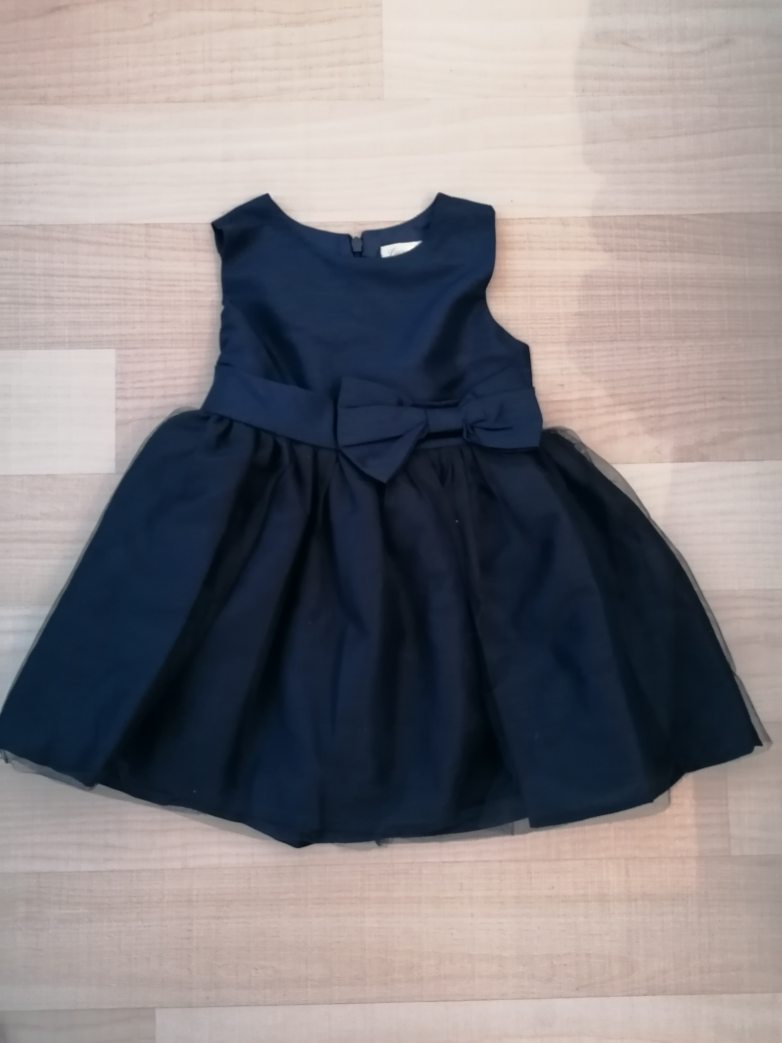 Schickes Kleid 2. 3. Jahre