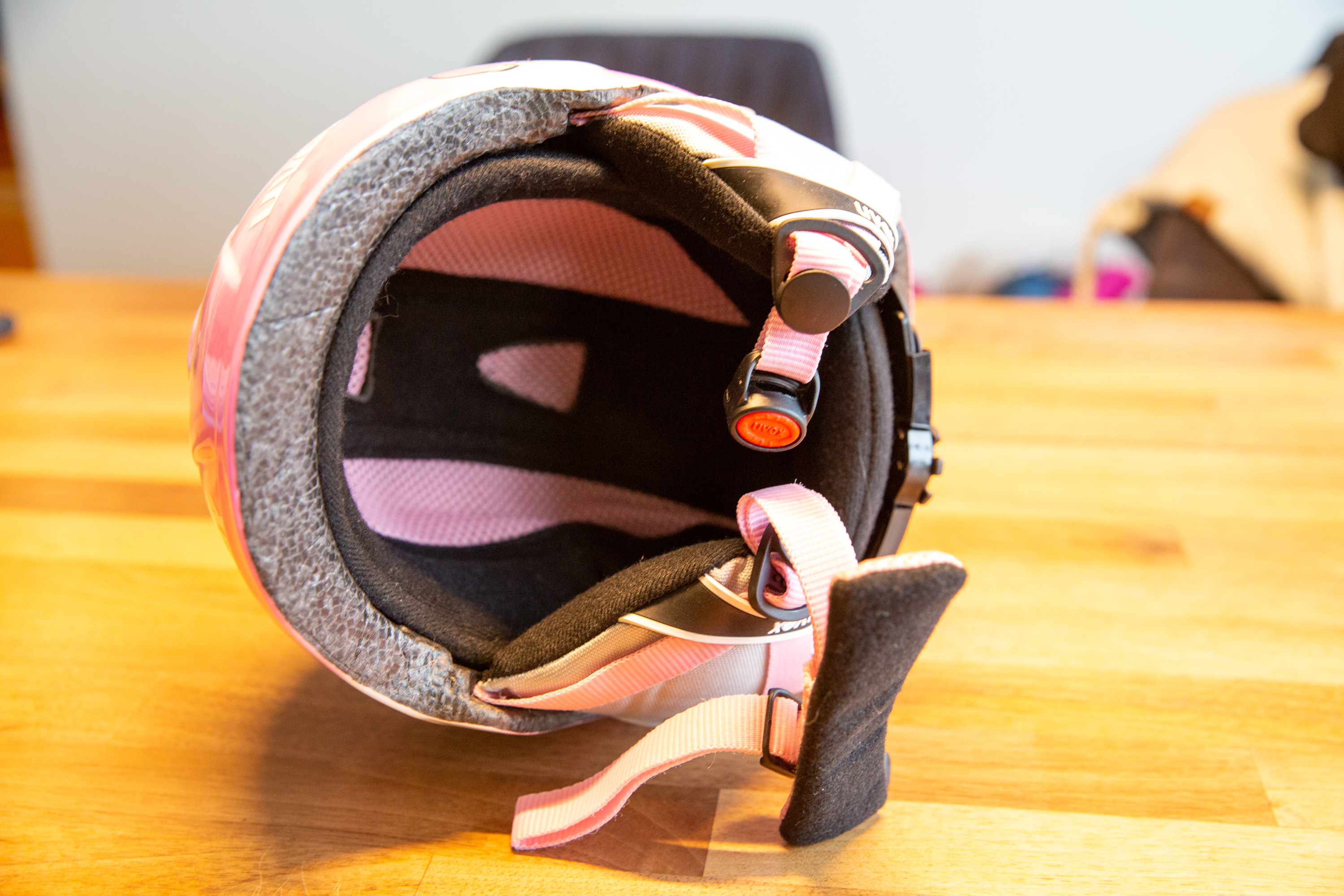 Kinderskihelm UVEX 46 - 50cm