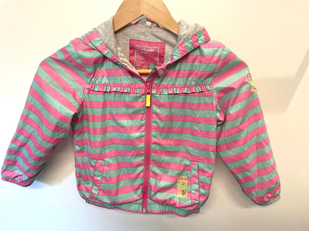 Jacke Windbreaker Mädchen Gr. 104-110 Flohmarkt