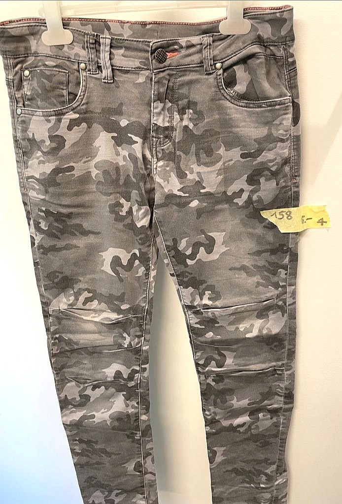 Hose Gr. 158-164 Junge Flohmarkt