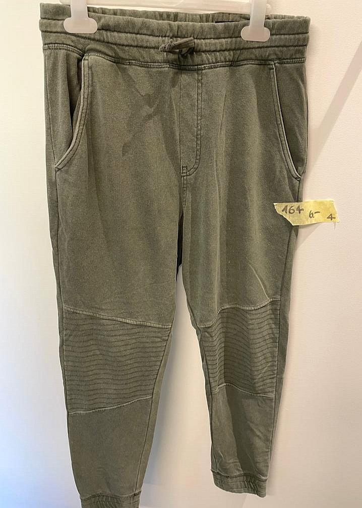 Hose, Jogginghose Gr. 164 Flohmarkt