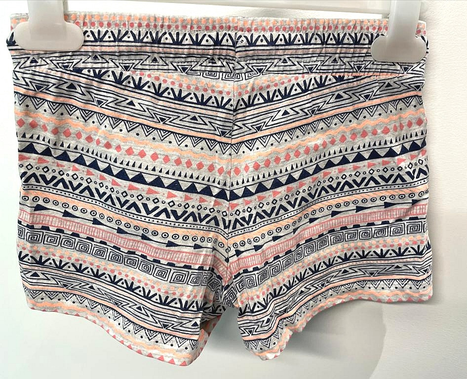 Shorts, kurze Hose Gr. 110-116 Mädchen Flohmarkt