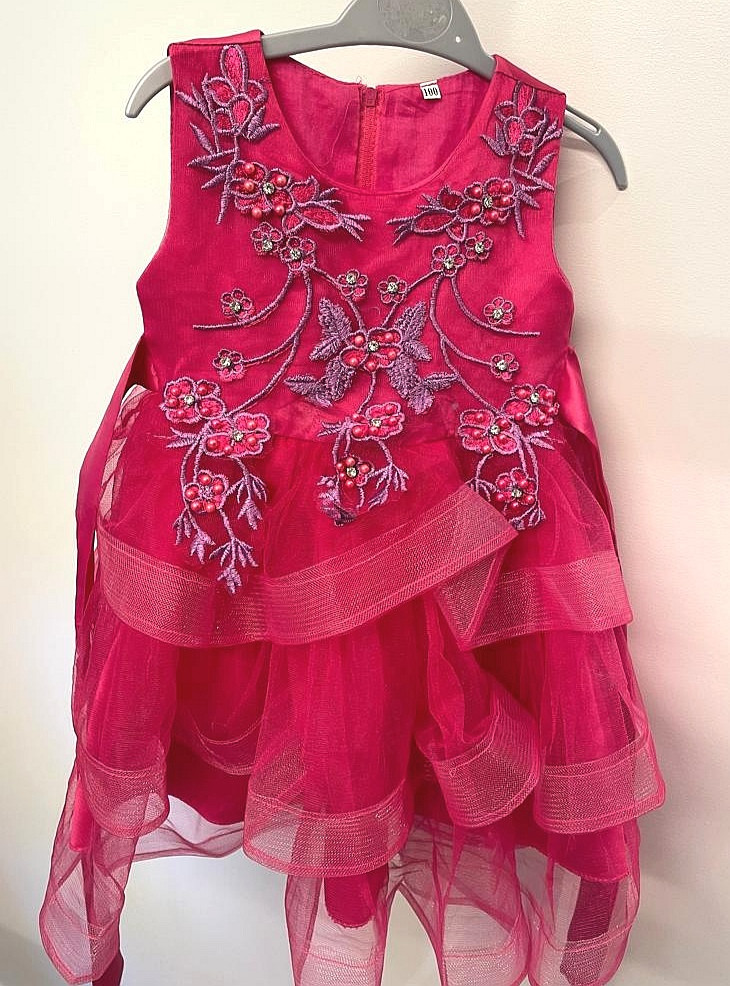 Kleid Gr. 104 Flohmarkt