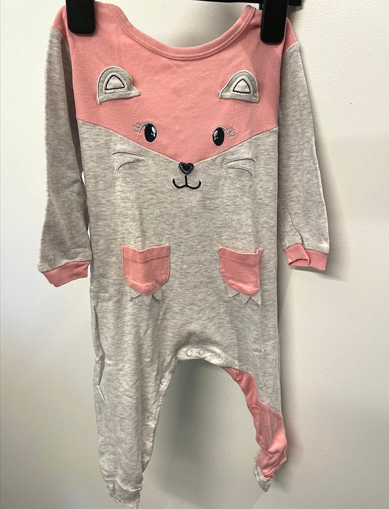 Strampler, Schlafanzug Gr. 74 Mädchen Flohmarkt