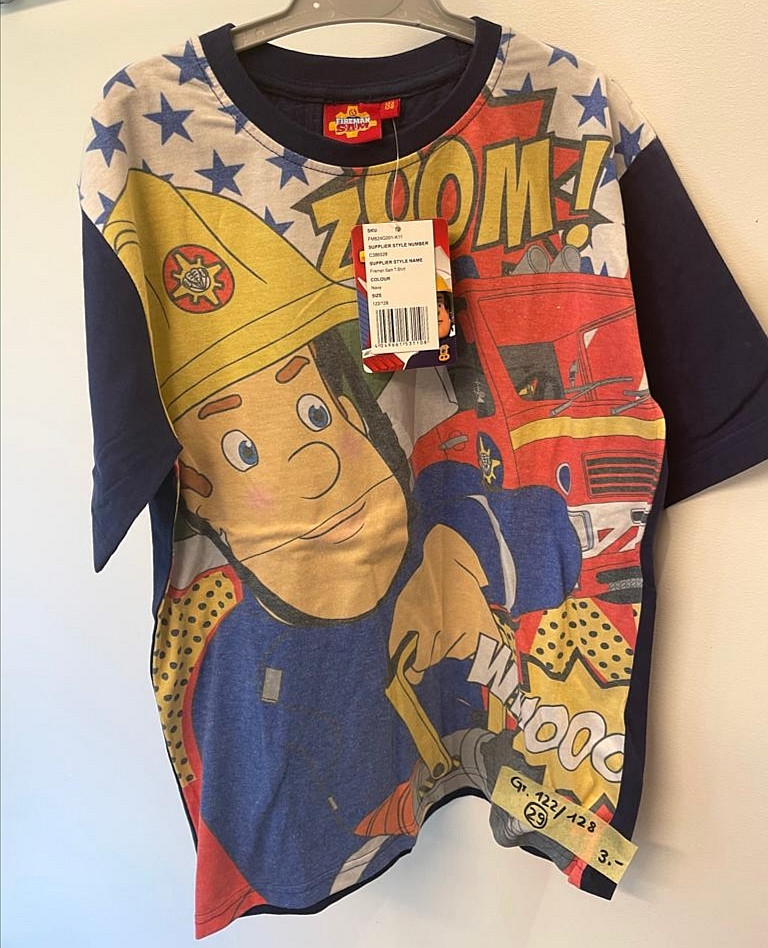 T-Shirt für Jungs Gr. 122-128 Neu Flohmarkt