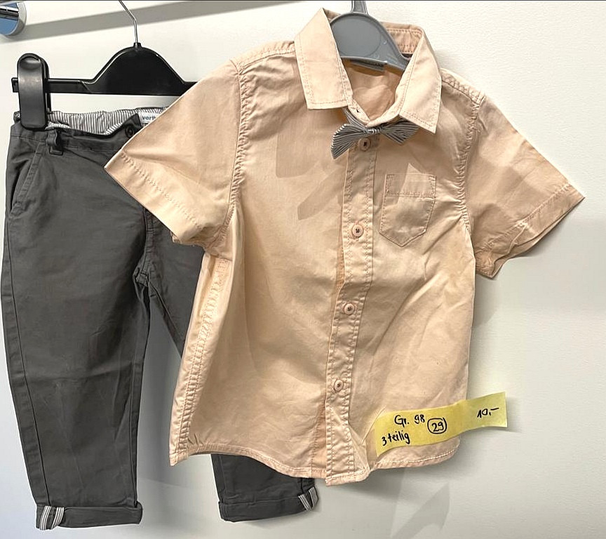 Set Hemd mit Fliege und Hose Jungs Gr. 98 Flohmarkt