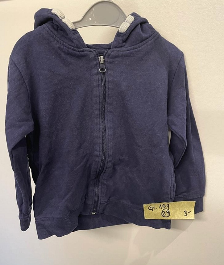 Kapuzen Jacke Gr. 104 Flohmarkt