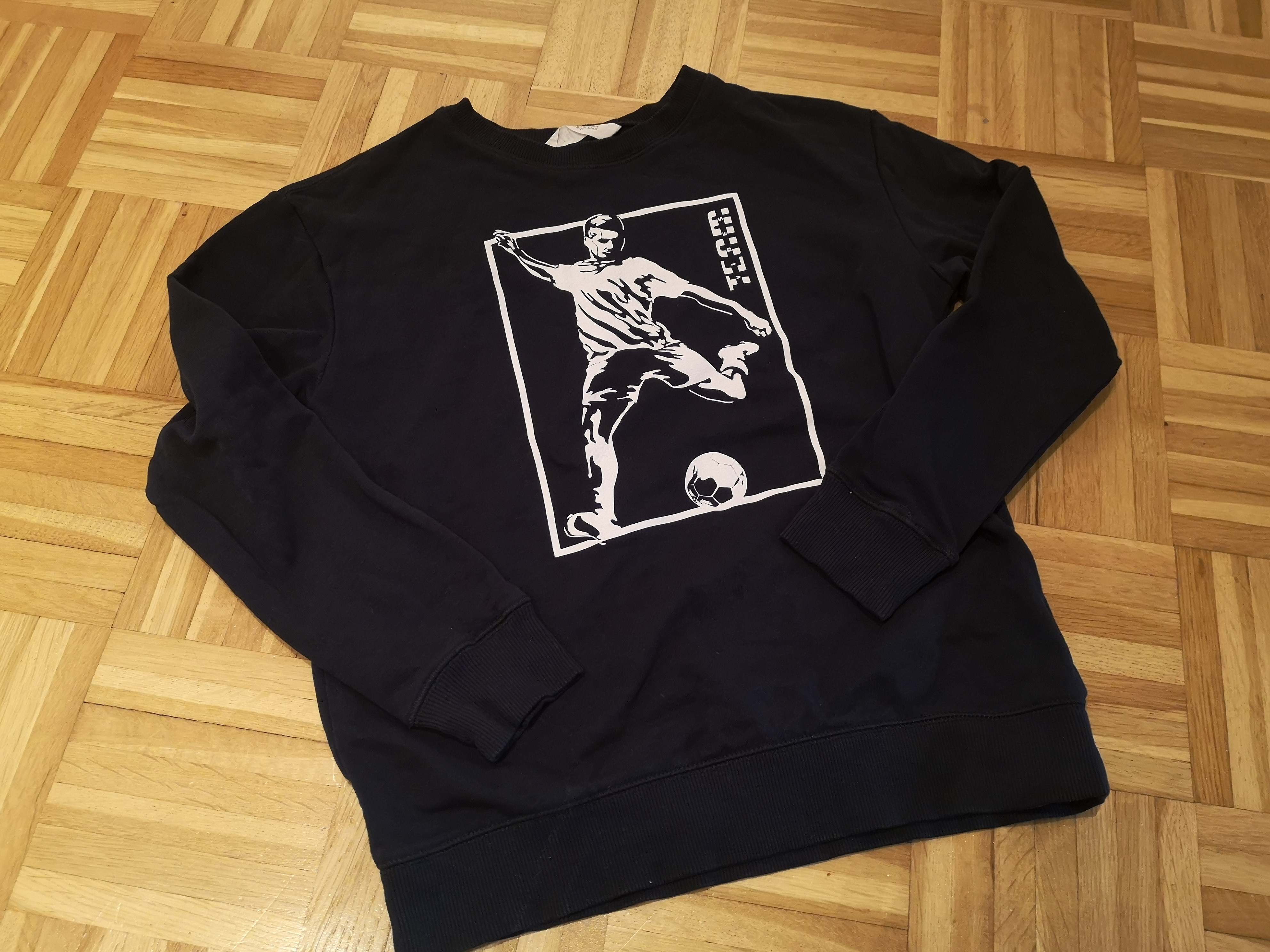 Pulli Grösse 146/152, NEU