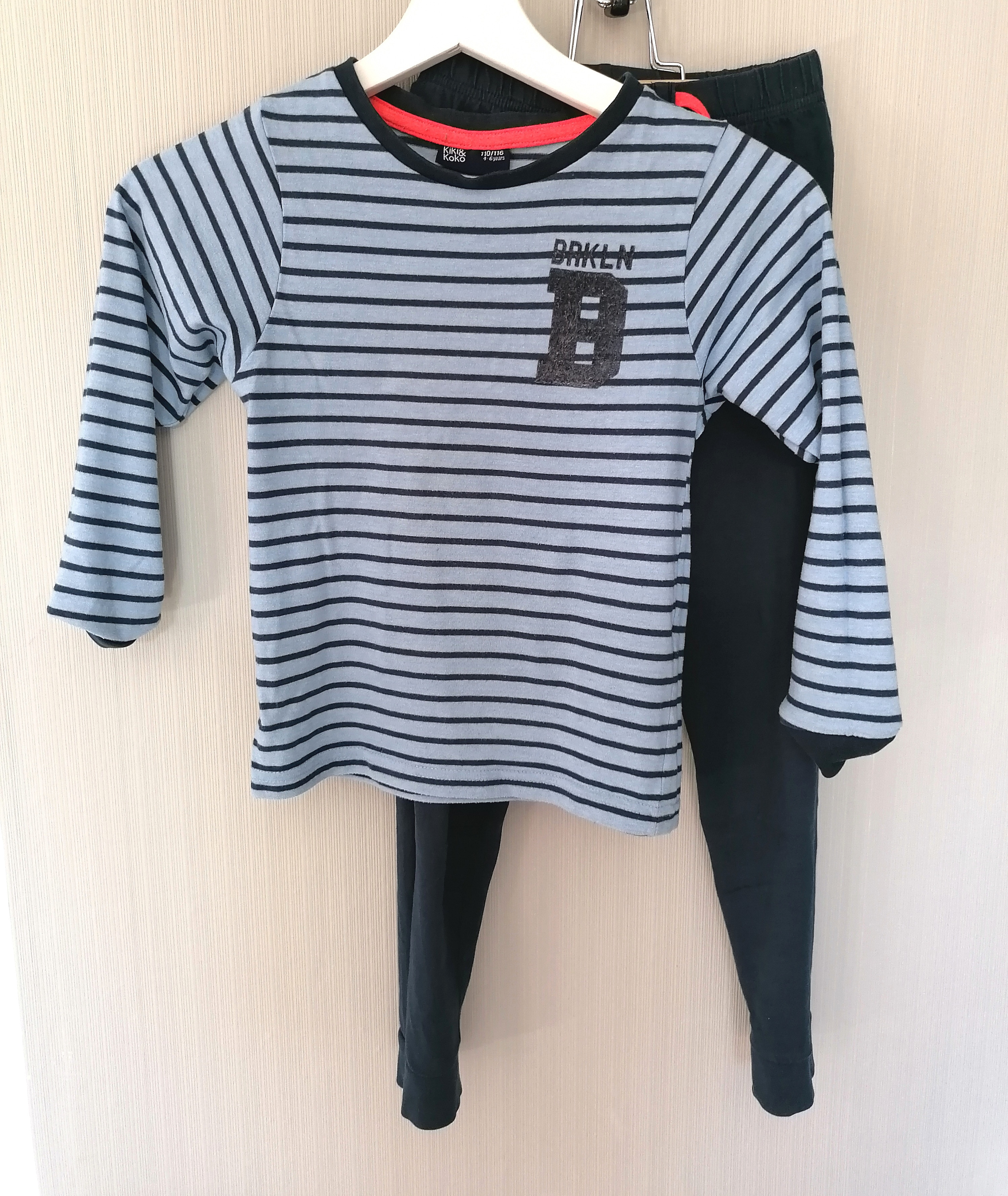 Pyjama Schlafanzug für Jungs Gr. 110-116  Flohmarkt