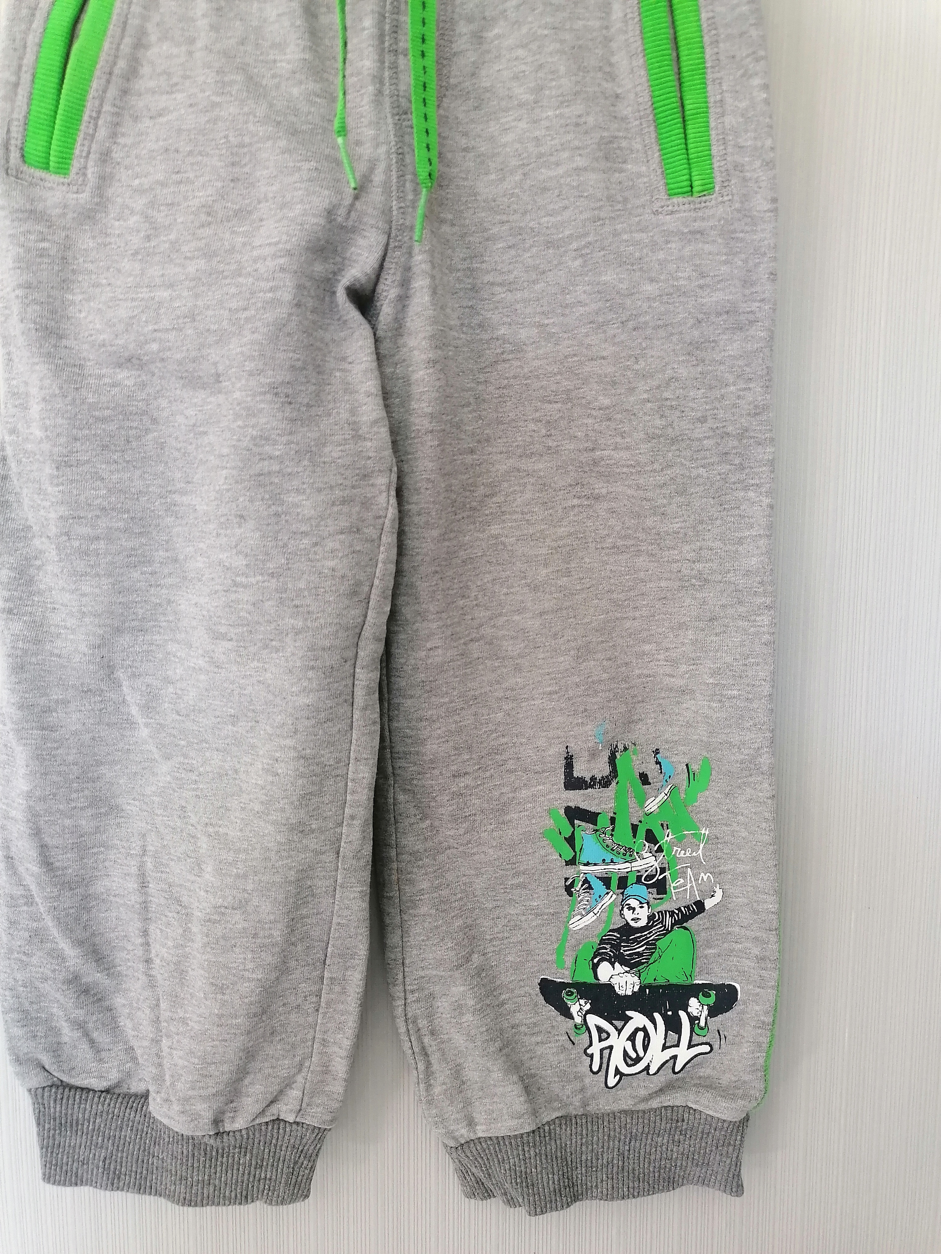 Hose, Jogginghose Gr. 110 Junge Flohmarkt