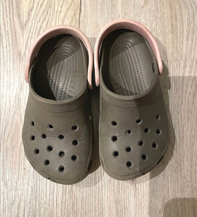 Crocs Hausschuhe Gr. 21-22