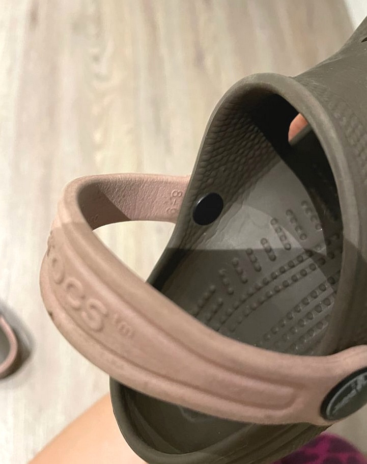 Crocs Hausschuhe Gr. 21-22