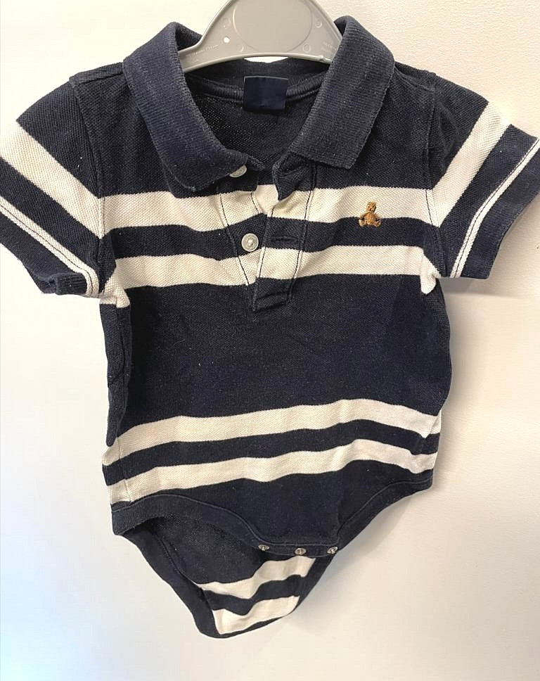 Body Kurzarmbody Baby GAP Gr. 80-86 Flohmarkt